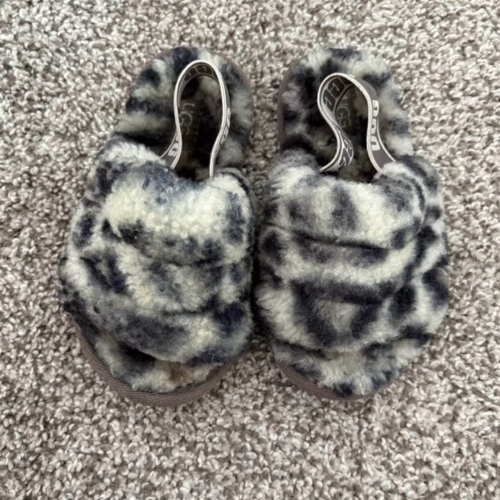 Fuzzy Black and White UGG Slippers size Toddler 10